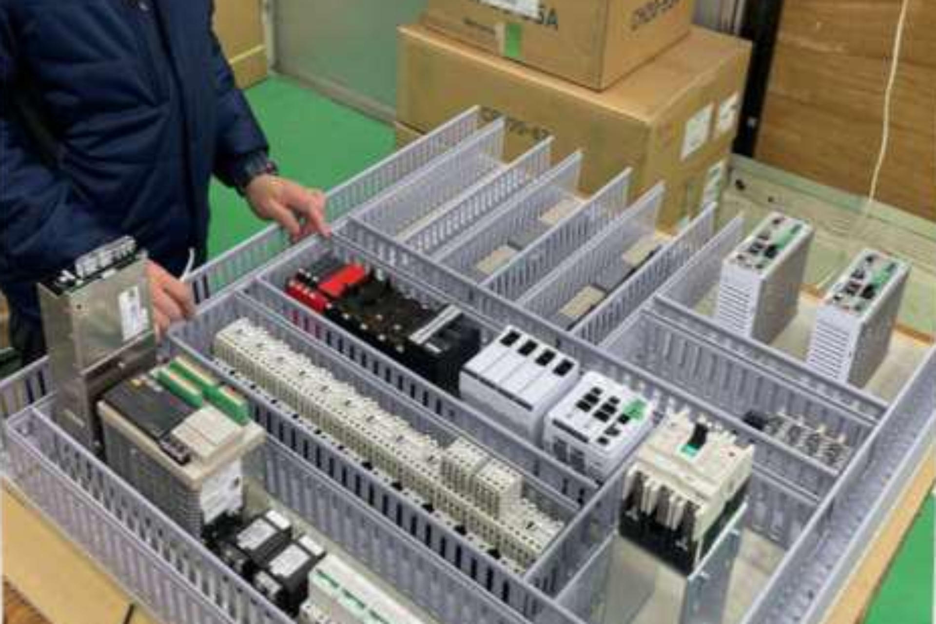 事業内容 | 制御盤・配電盤の設計・製作｜株式会社CHIKADEN